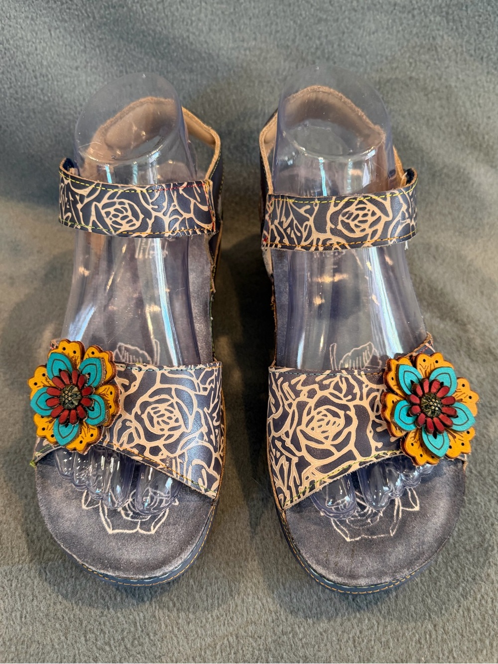 L'Artiste by Spring Step Leather Wedge Sandals Cuteness Navy Size US 9 NWOT